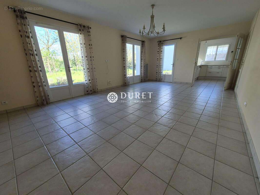 Maison 124 m² à Venansault  - photo 3