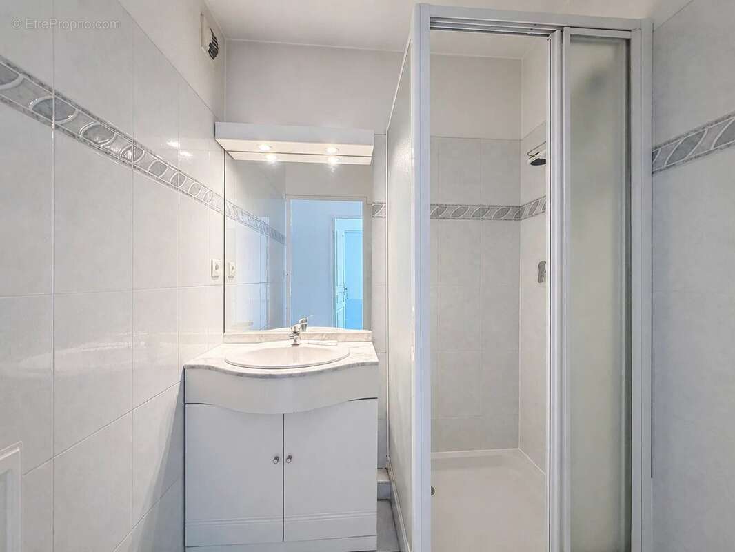 3 pièces avec grande terrasse & balcon à Cagnes-sur-Mer - photo 6