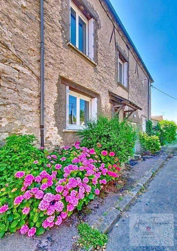 Maison 245 m² à Etampes  - photo 14