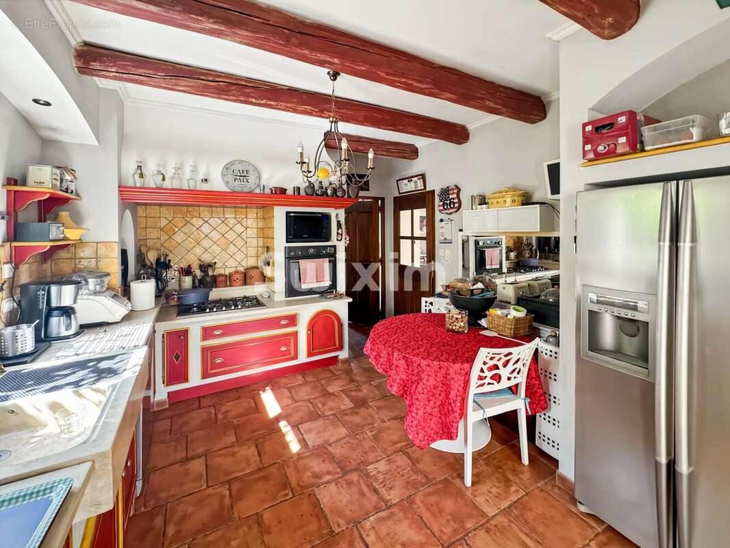 Villa d'exception de 205 m² dans le golf de la Valdaine - photo 9