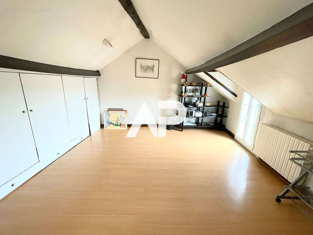 Maison à BOUFFEMONT