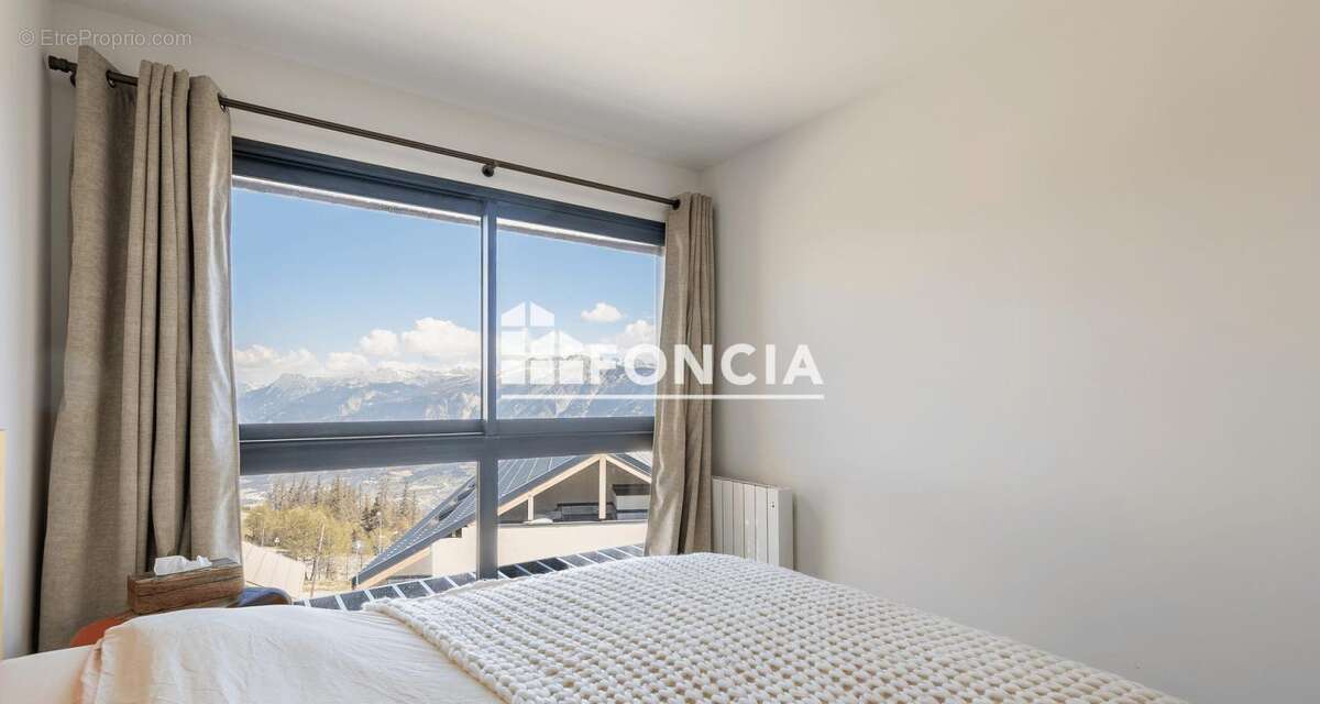 Appartement à RISOUL