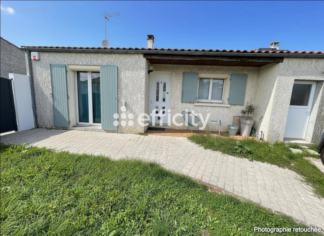 Maison à SAINT-XANDRE