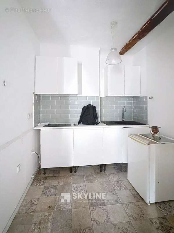 Appartement à MARSEILLE-5E