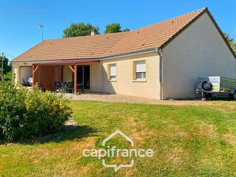 Maison à vendre 5 pièces LA CHAPELLE DE BRAGNY (71) - photo 2