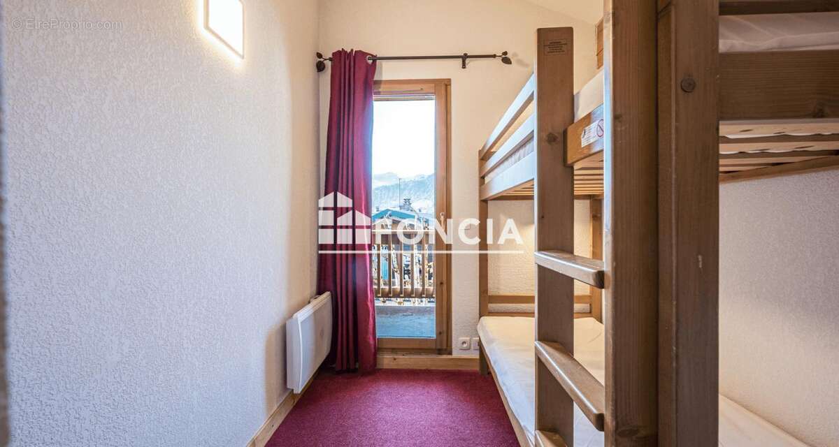 Appartement à NOTRE-DAME-DE-BELLECOMBE