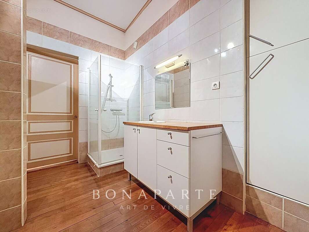 Gex - appartement de caractère de 192 m² et 246 m² au sol - photo 15