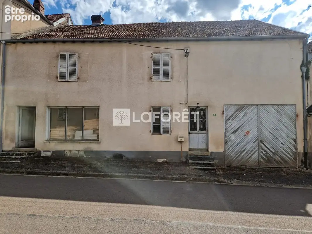 Maison à VELLEXON-QUEUTREY-ET-VAUDEY