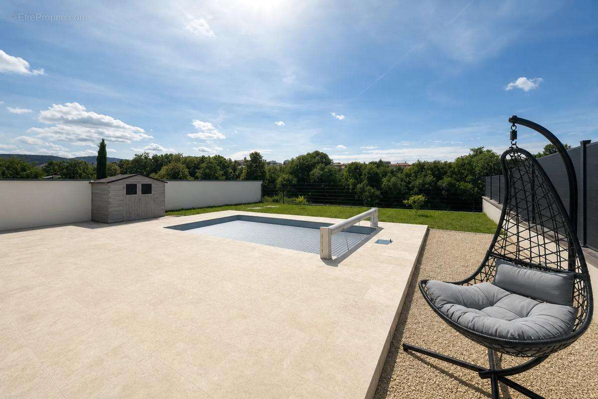 Maison 88m2 - saint chamond - piscine - terrasse - 3 chambres - photo 10
