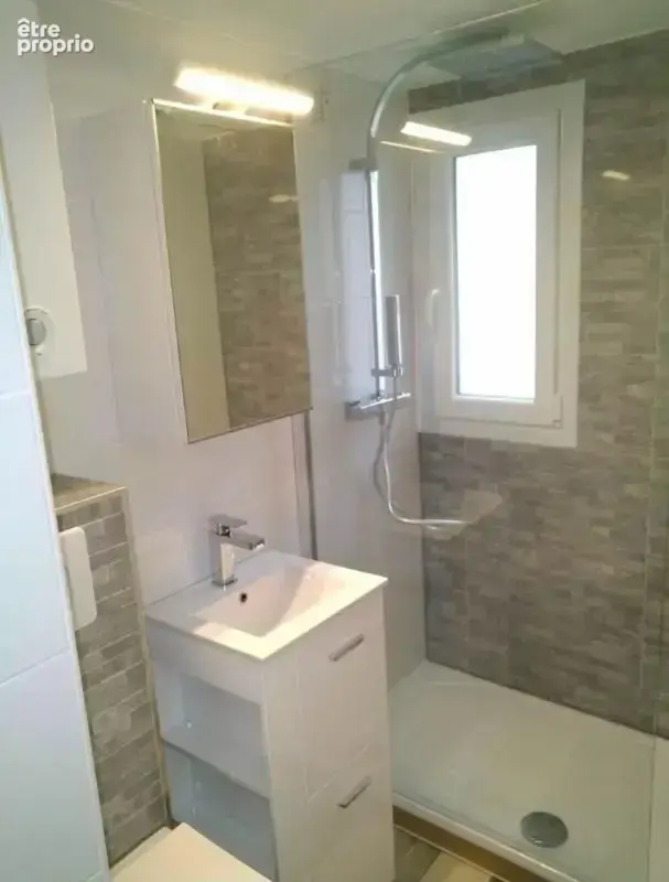 Pinède. Appartement 2 pièces mezzanine - photo 7