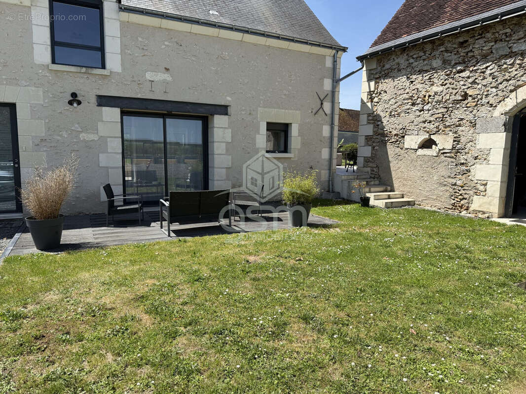 Maison à CORMERY