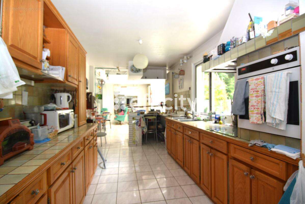 Maison 165 m² à Yerres  - photo 12