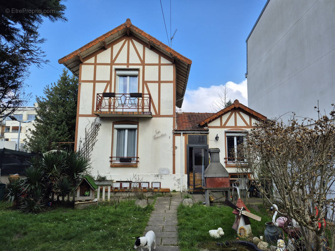 Maison à TREMBLAY-EN-FRANCE