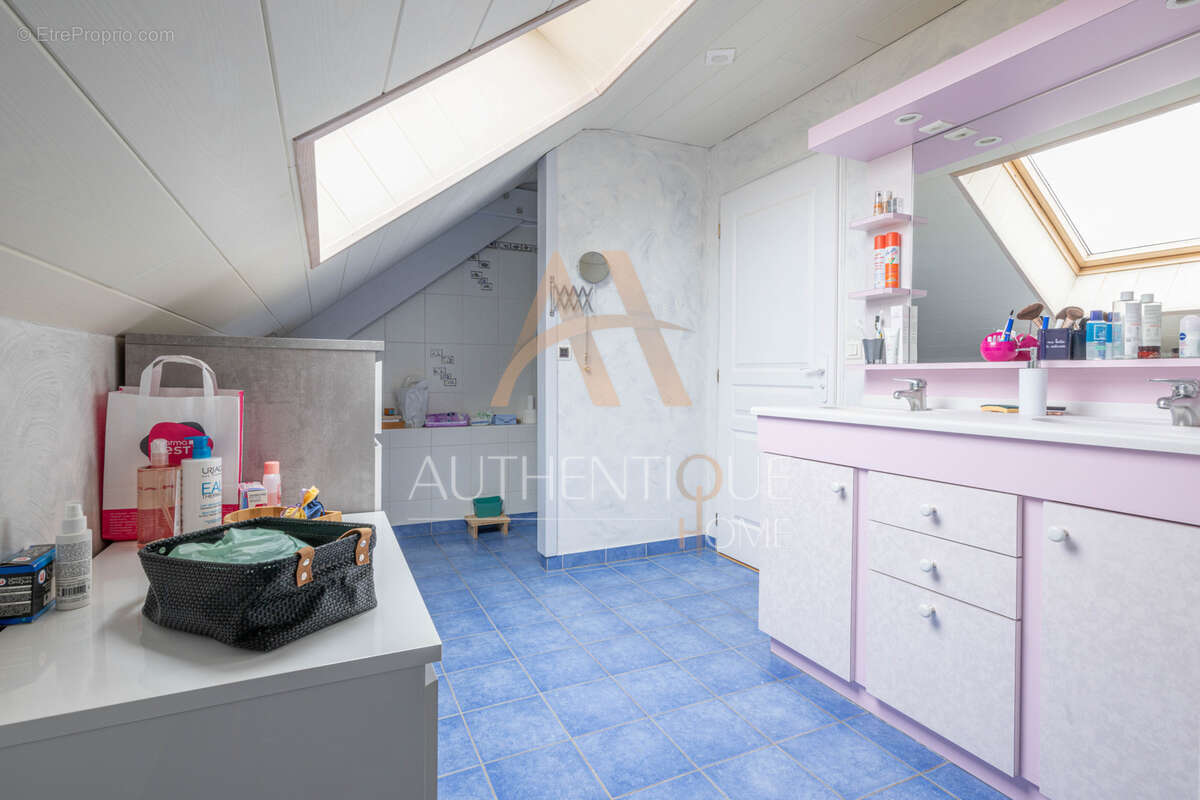 Maison à FOURNETS-LUISANS