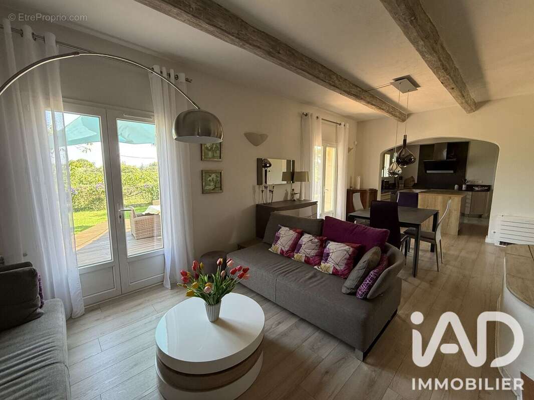 Maison 215 m² à Sollies-Ville  - photo 6