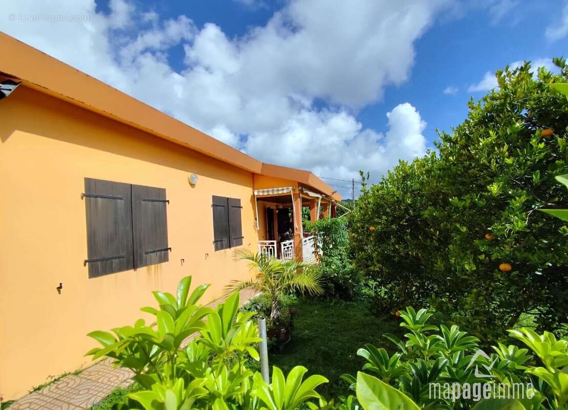 Maison à LE LAMENTIN