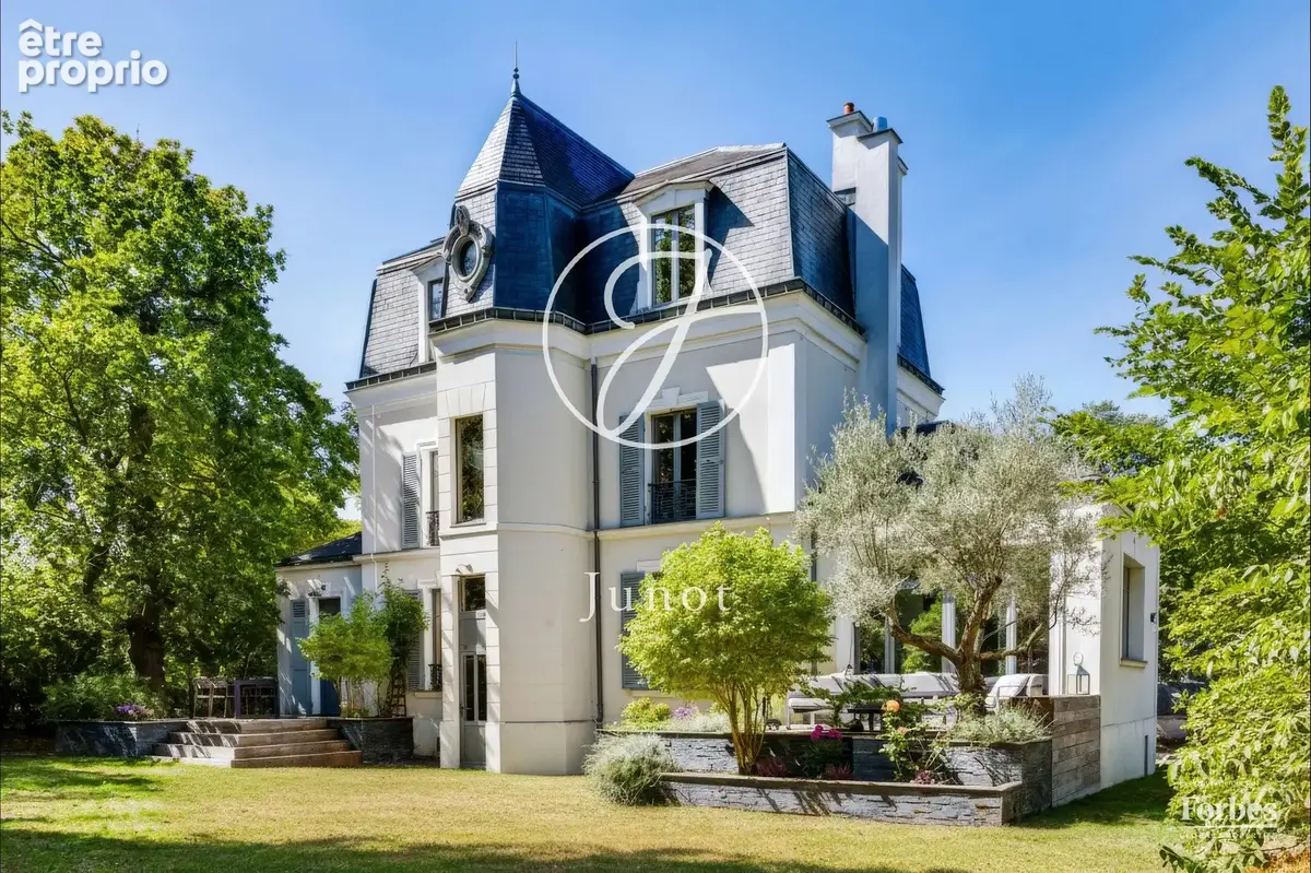 Maison à LE VESINET
