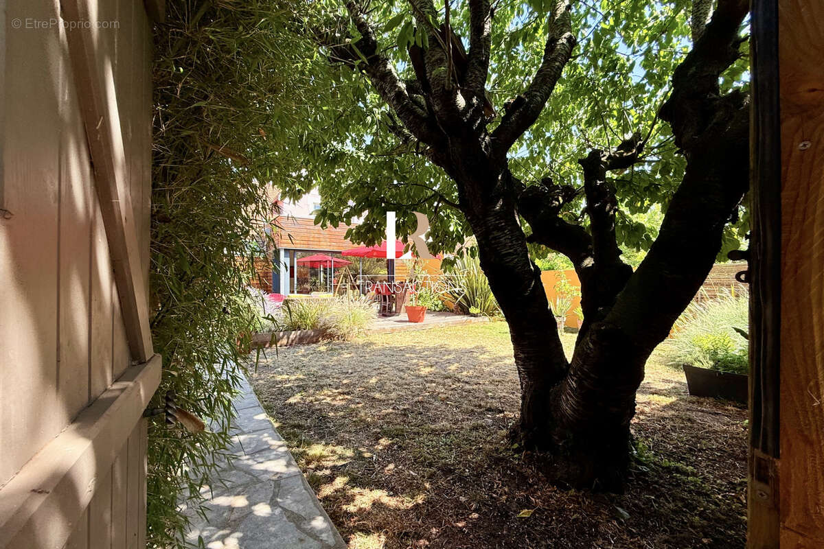 La Trompette - Magnifique maison bourgeoise avec jardin et dépendance - photo 8