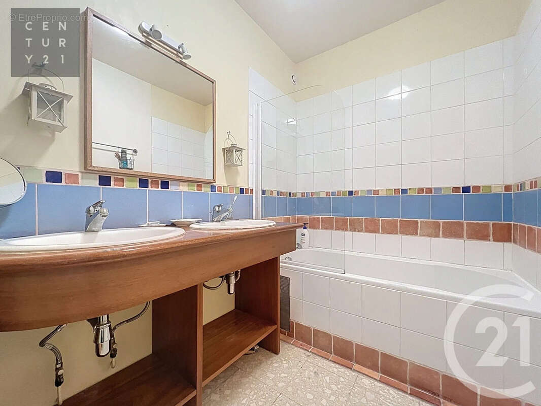 Maison 217 m² à Troyes  - photo 12