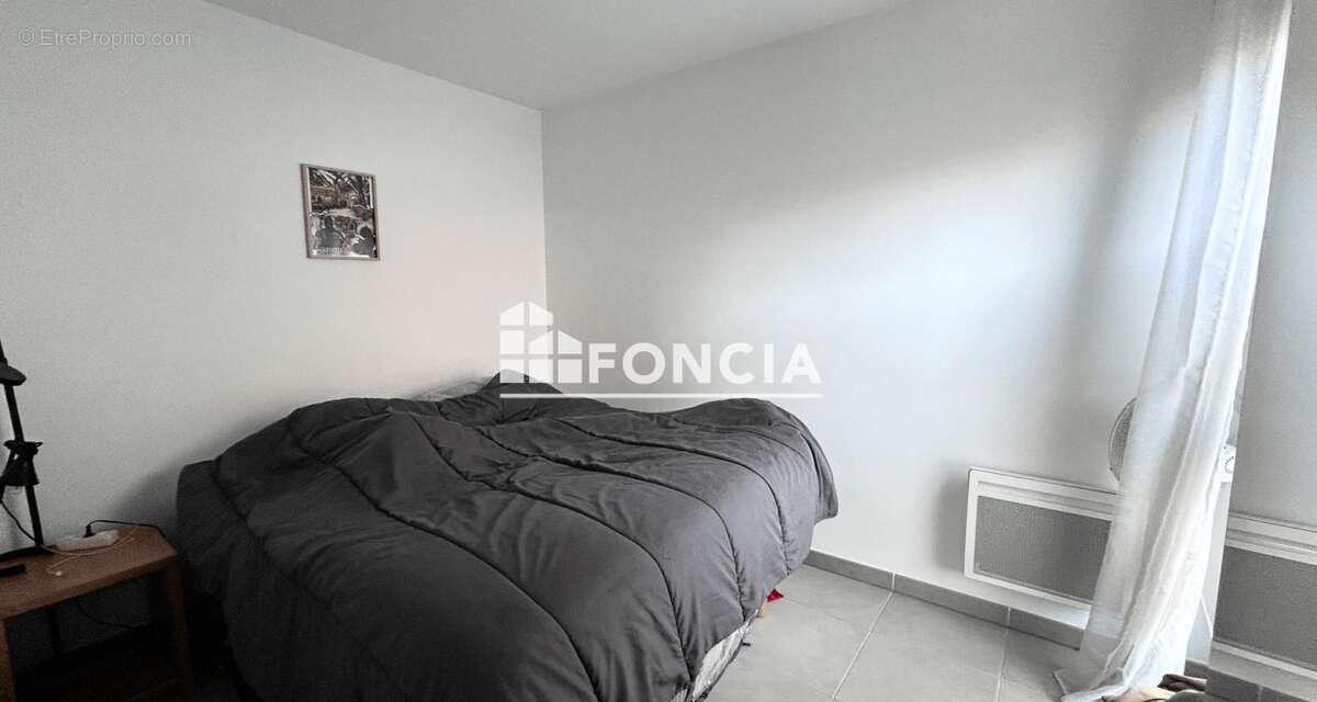 Appartement à MARSEILLE-5E