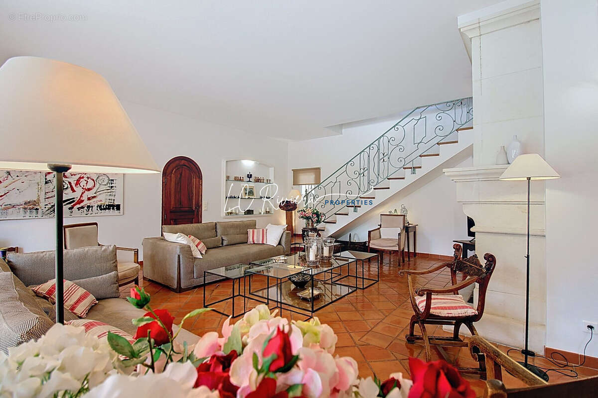 Maison à SAINT-RAPHAEL