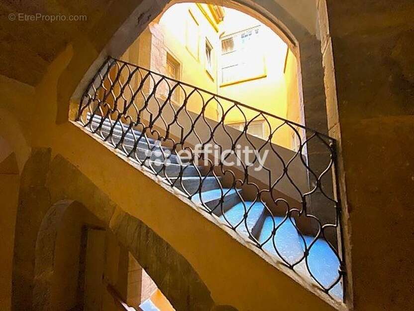 Appartement à LYON-1E