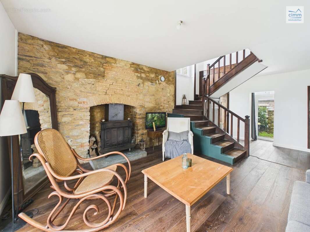 Maison à LES BRULAIS