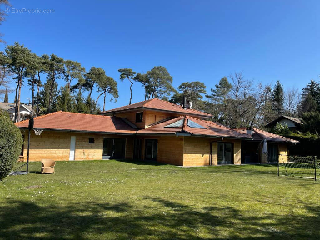 Maison à SCIEZ