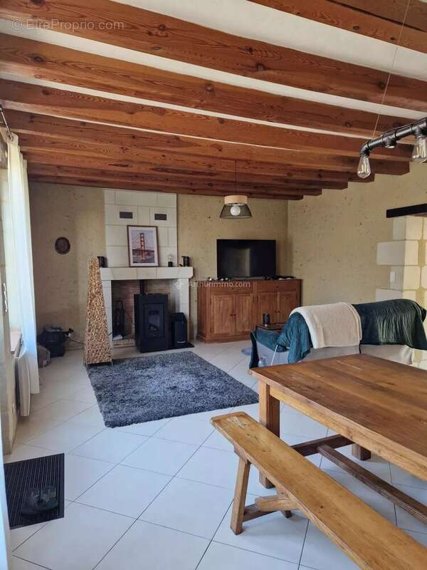 Maison à BUEIL-EN-TOURAINE