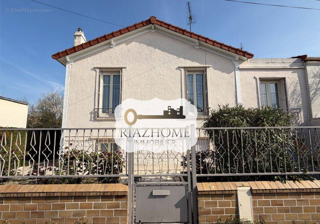 Maison à DRANCY