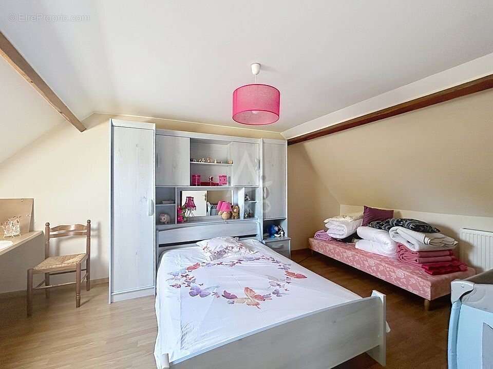Maison à LUPLANTE