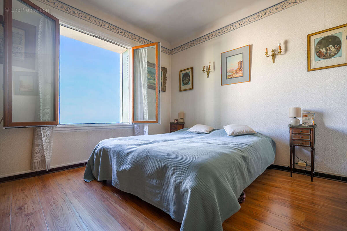 Appartement T3 lumineux avec terrasse, ascenseur à deux pas de la Rotonde - photo 4