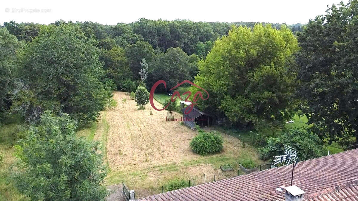 Maison à FARGUES-SAINT-HILAIRE