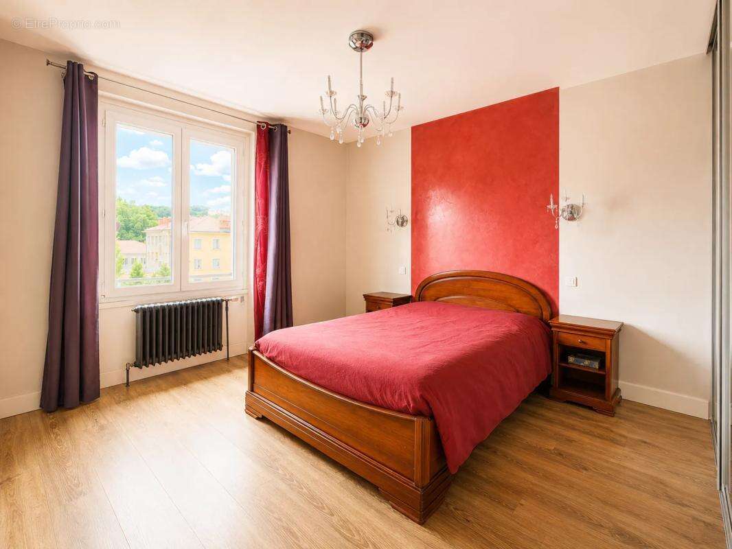 Appartement à GIVORS