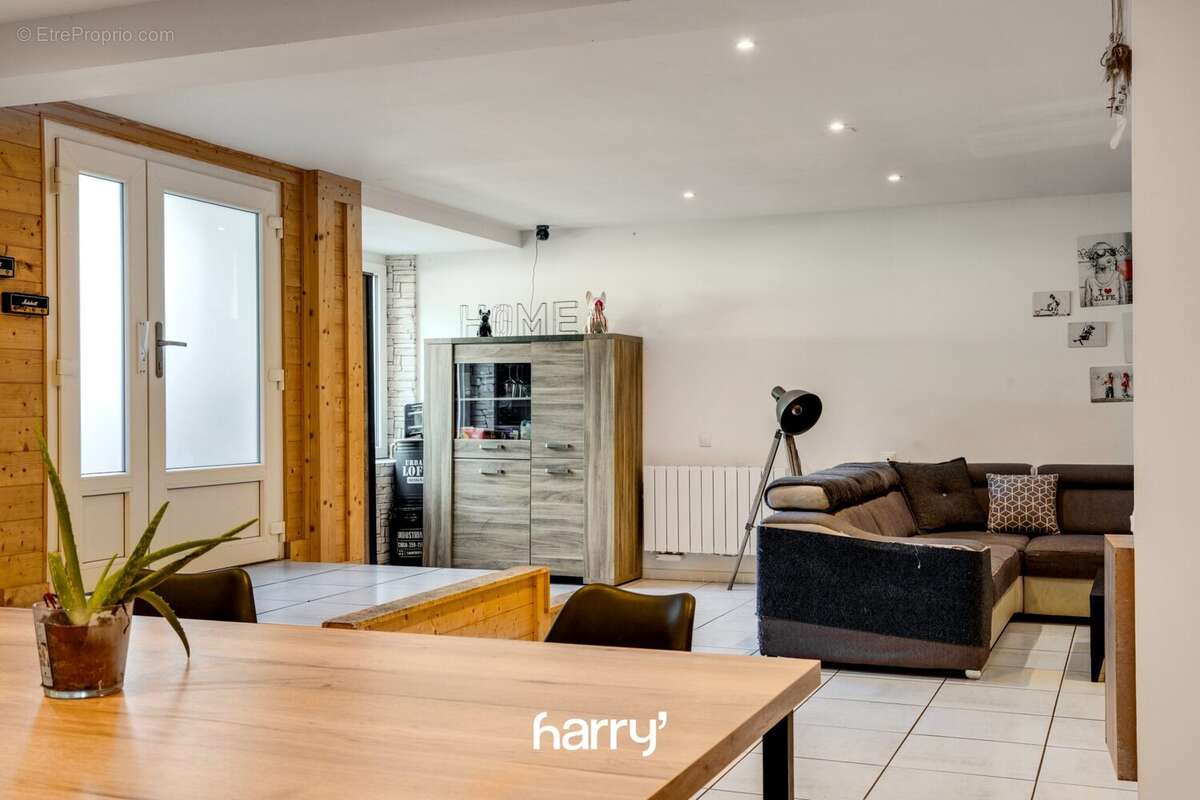 Appartement 108 m² à Jougne  - photo 7