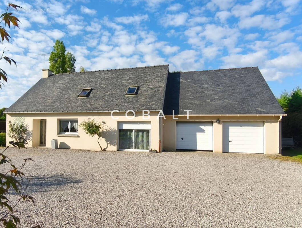 Maison à DERVAL