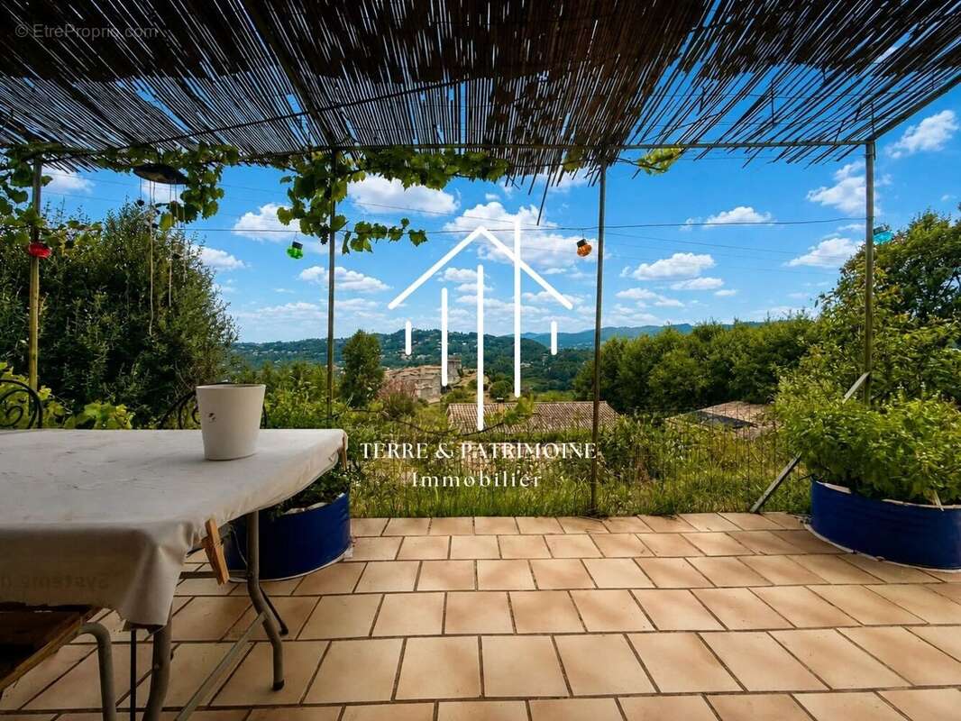 Sur les hauteurs d'Ucel, une maison lumineuse avec une vue exceptionnelle - photo 2