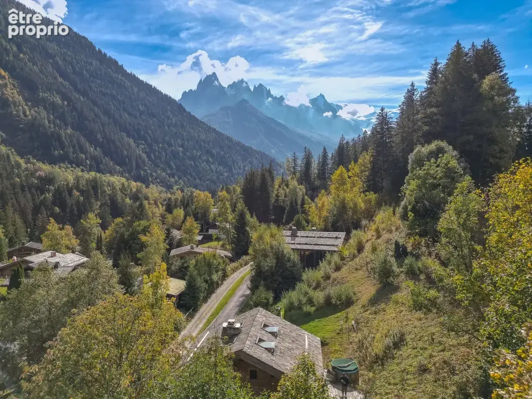 Magnifique petit chalet de charme dans le plus beau village de la vallée - photo 2