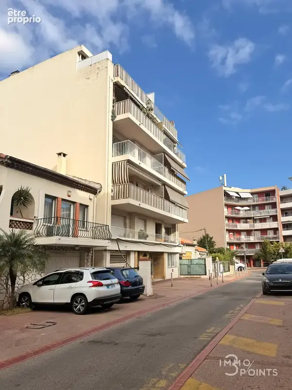Appartement 3 pièces : 2 chambres 70m2 : rénové - photo 10