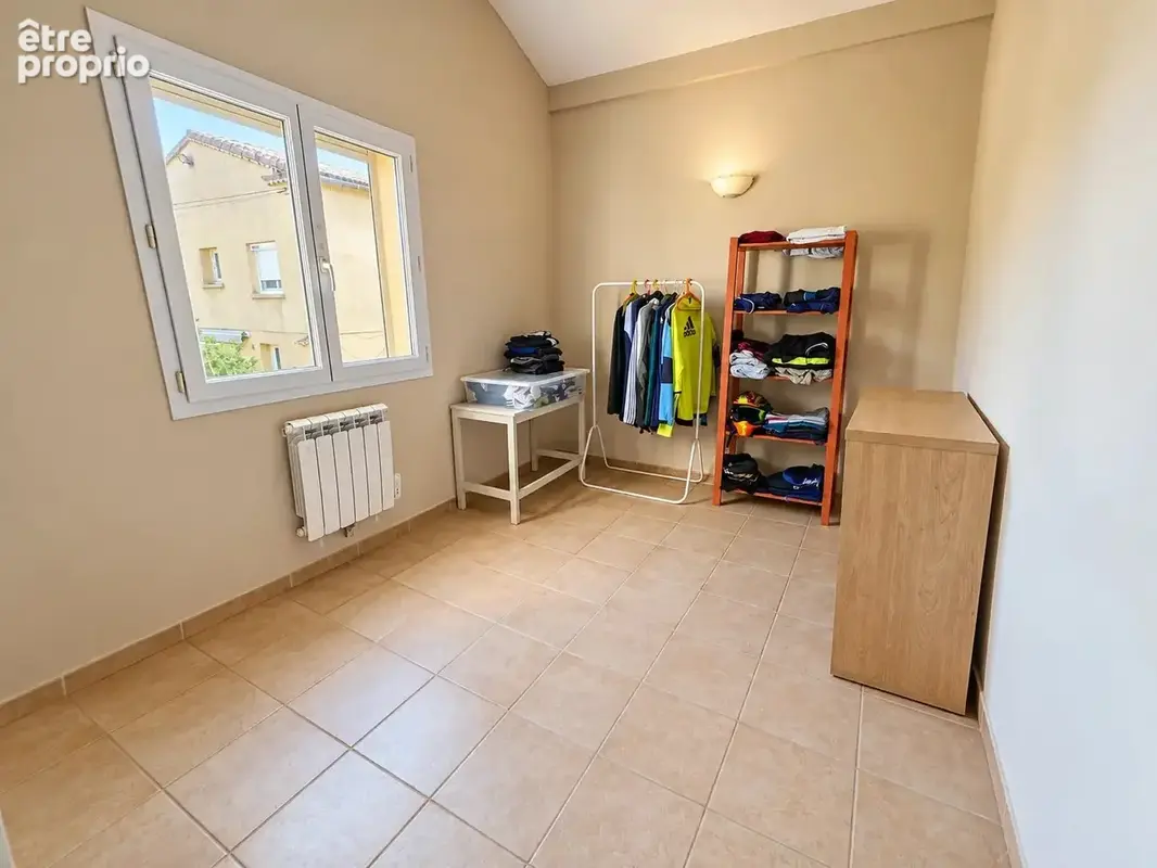 Appartement 6 pièces 103 m² à vendre à Saint-Quentin-La-Poterie (30700) - photo 5