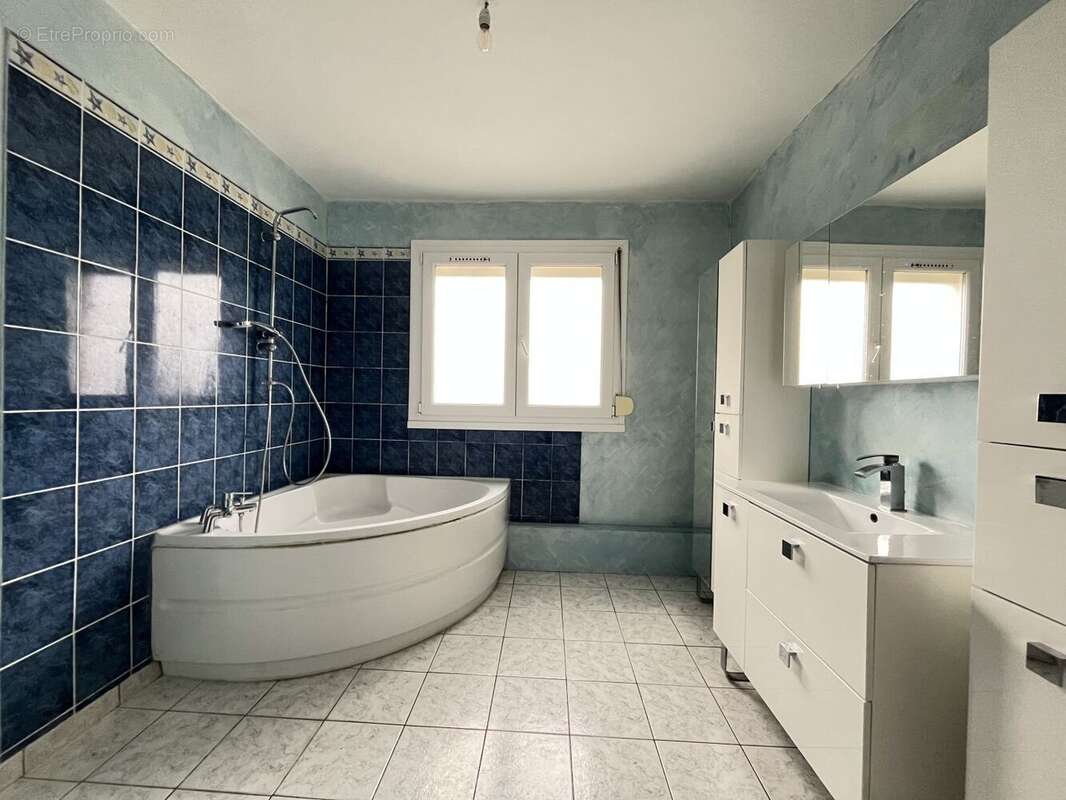 Appartement à VILLENEUVE-D&#039;ASCQ