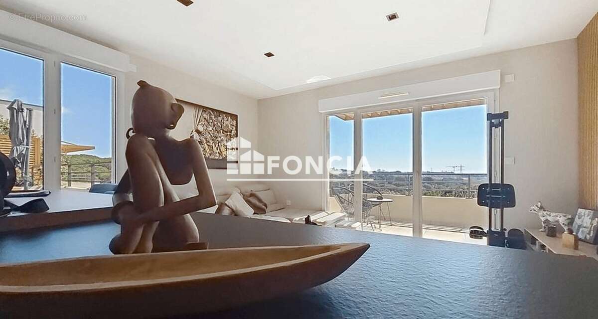 Appartement à FREJUS