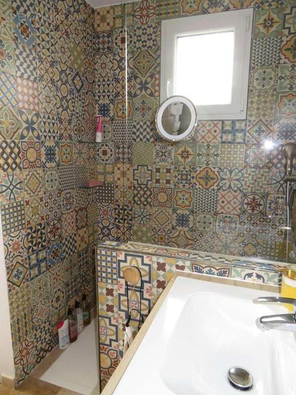   - Maison à DRAGUIGNAN