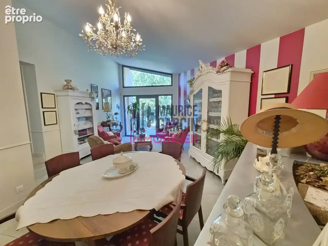 Maison 5 pièces 255 m² à vendre à Avignon (84140) - photo 8