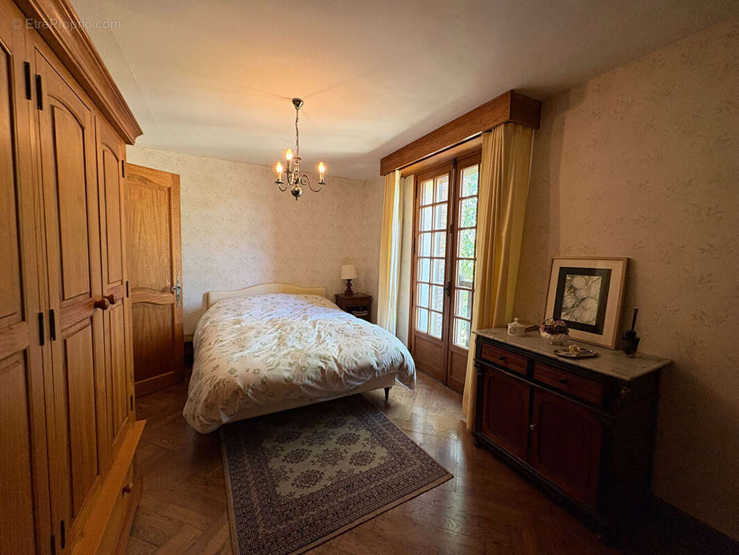 Propriété à vendre - Goderville - 260 m² - 5 chambres -  Vie Plain-pied - Dépendance - Terrain 7000 m² - photo 7