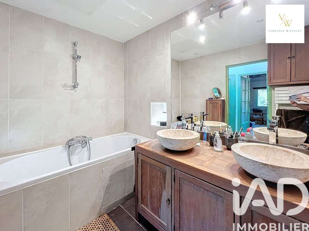 Photo 8 - Maison à CAZILHAC