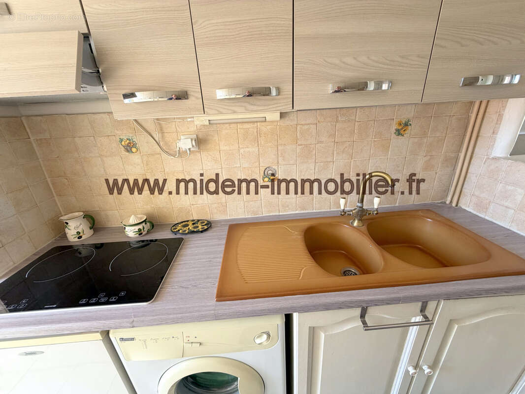 Nice Ouest Carras-Californie 3 P au calme étage élevé de 50 m2 + terrasse et loggia à 280000 euros - photo 7