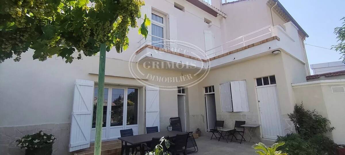 Maison à LEZIGNAN-CORBIERES