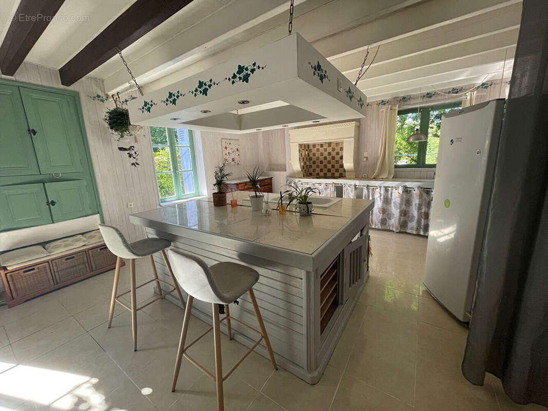 Maison à POUILLE