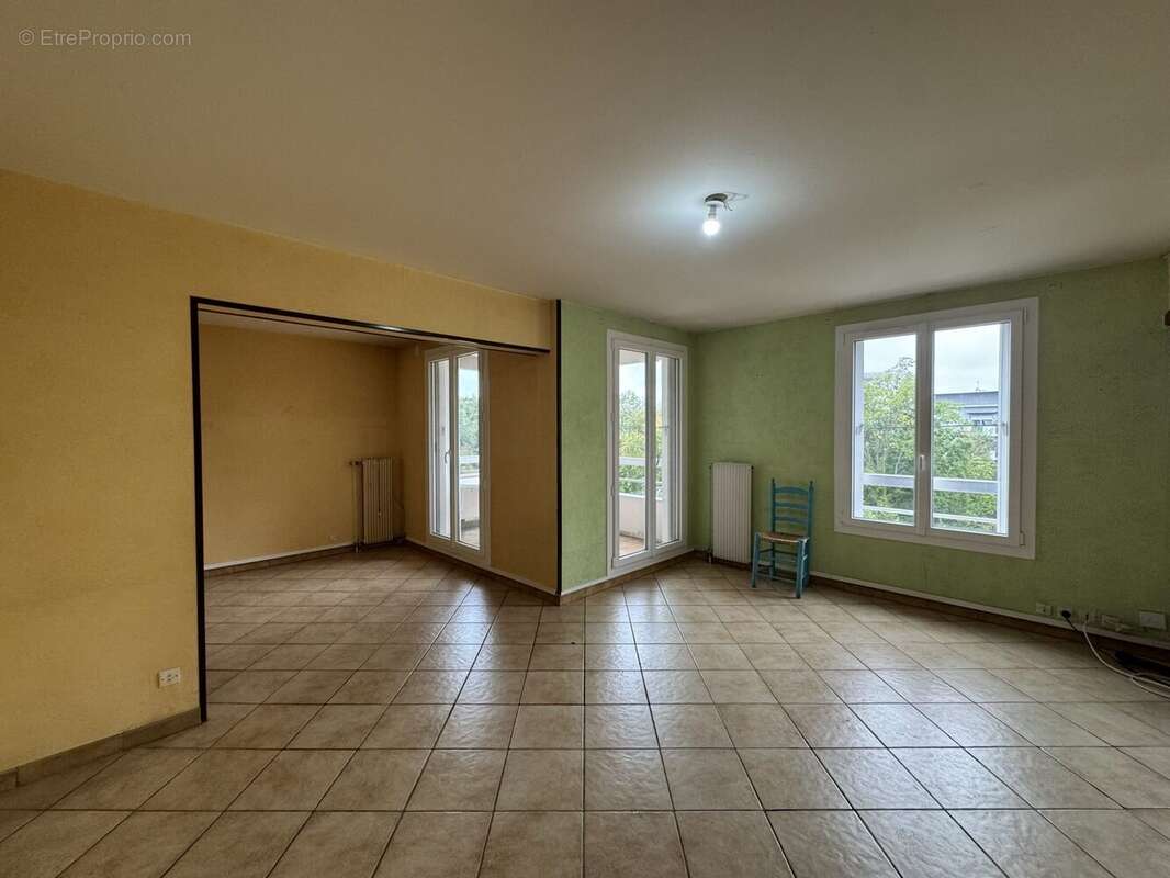 Entrée  - Appartement à DIJON